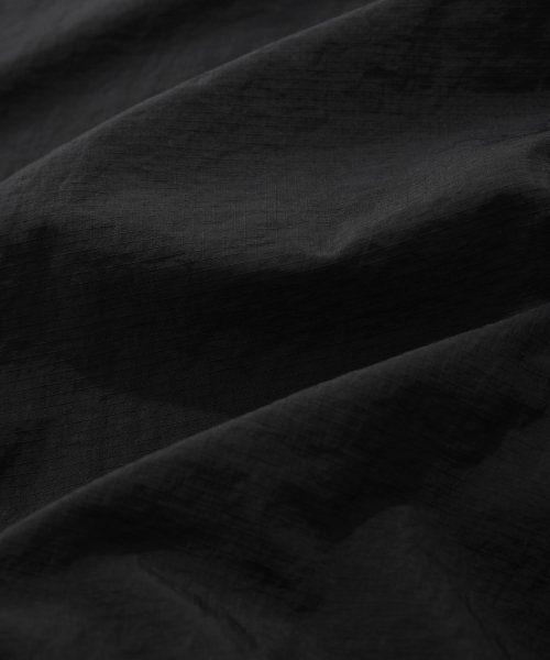 COVERNAT(カバーナット)の「ビッグロゴトラックジャケットブラック(ナイロンジャケット・レディース・その他・X-LARGE/X-SMALL/XX-LARGE/SMALL)」の15枚目の写真
