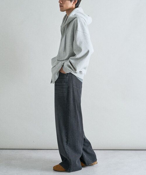 CRAFT STANDARD BOUTIQUE（クラフトスタンダードブティック）の「ワイドストレートデニムパンツ（デニムパンツ・メンズ・ライトインディゴブルー/ブラック・S/M/L）」の17枚目の写真