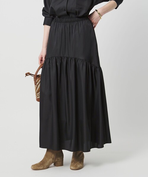 UNITED ARROWS(ユナイテッドアローズ)の「シルクライク ティアード スカート(スカート・レディース・オフホワイト/ブラック/ダークブラウン・38/36)」の3枚目の写真