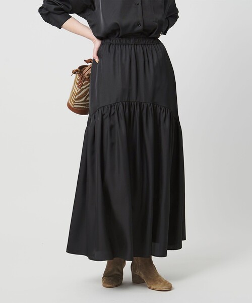 UNITED ARROWS(ユナイテッドアローズ)の「シルクライク ティアード スカート(スカート・レディース・オフホワイト/ブラック/ダークブラウン・38/36)」の5枚目の写真