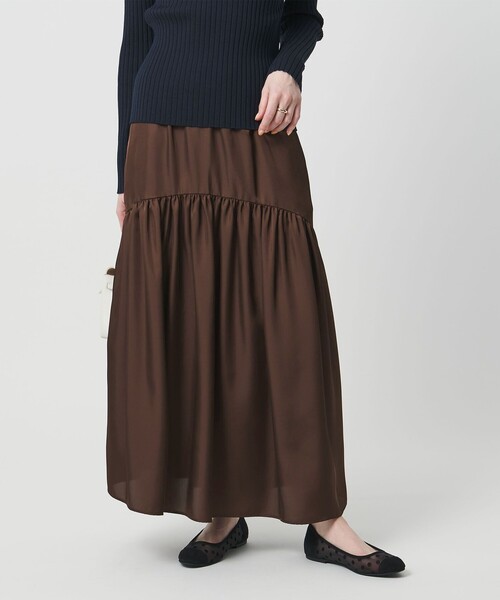 UNITED ARROWS(ユナイテッドアローズ)の「シルクライク ティアード スカート(スカート・レディース・オフホワイト/ブラック/ダークブラウン・38/36)」の14枚目の写真