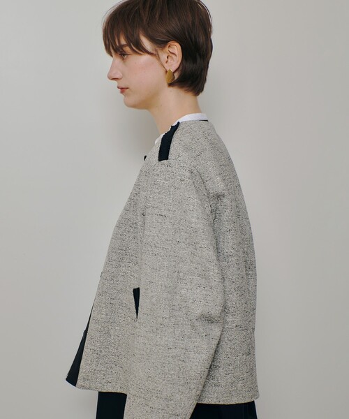 allureville(アルアバイル)の「ミックスツイードノーカラージャケット(ノーカラージャケット・レディース・ブラック/オフホワイト・2/1)」の15枚目の写真