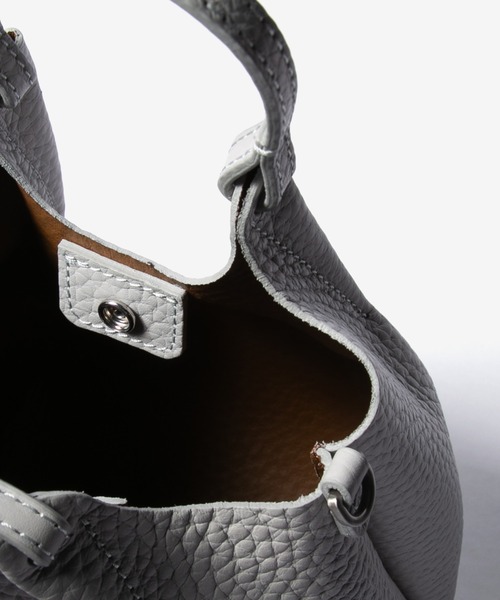 GIANNI CHIARINI（ジャンニ キアリーニ）の「GIANNI CHIARINI DUA XS ジャンニ キアリーニ デュア ハンドバッグ（ハンドバッグ・レディース・ホワイト系1/ネイビー/ブラック系・FREE）」の8枚目の写真