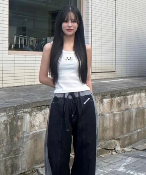 MUCENT（ムセント）の「◇MUCENT◇ブランド直輸入正規品/BACK DETAIL SIGNATURE SLEEVELESS バックディテールシグネチャースリーブレスゴルジタンクトップ（タンクトップ・レディース・ブラック/ホワイト・FREE）」の19枚目の写真