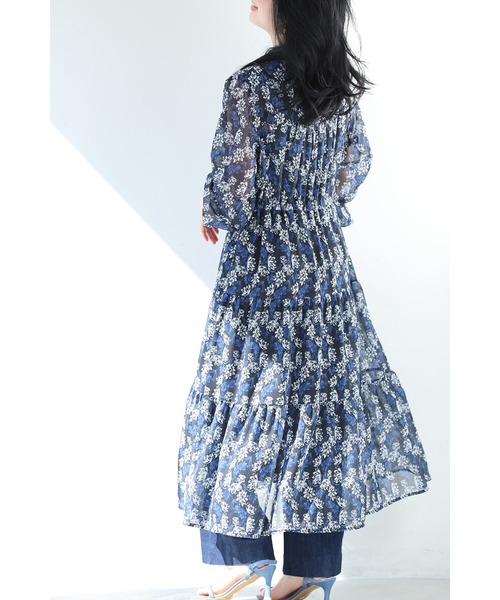 cawaii(カワイイ)の「揺らめく花のシフォンワンピース(ワンピース・レディース・ネイビー・M~L/LL~3L)」の19枚目の写真