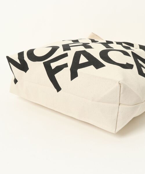 THE NORTH FACE(ザノースフェイス)の「【THE NORTH FACE/ザ ノースフェイス】ランプトートM(トートバッグ・メンズ・グリーン/ブラック/ブルー/イエローゴールド/レッド・FREE)」の7枚目の写真