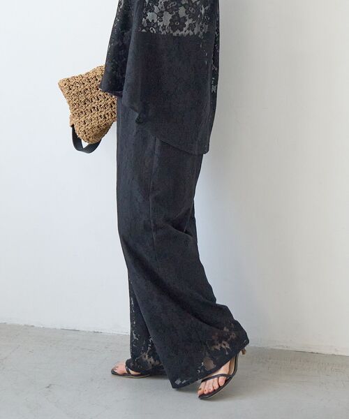 le.coeur blanc（ルクールブラン）の「フラワーメッシュレースワイドパンツ（その他パンツ・レディース・オフホワイト/ブラック・38）」の5枚目の写真