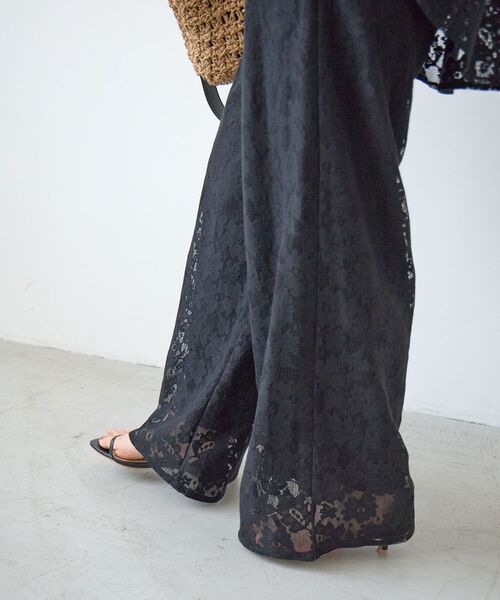 le.coeur blanc（ルクールブラン）の「フラワーメッシュレースワイドパンツ（その他パンツ・レディース・オフホワイト/ブラック・38）」の10枚目の写真