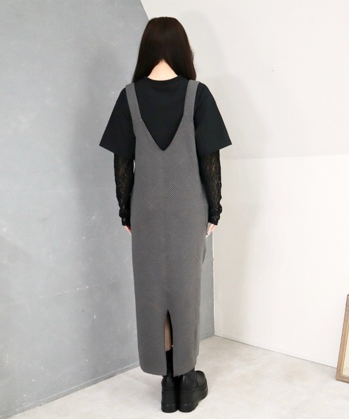 CECIL McBEE（セシルマクビー）の「斜めストライプ柄ふくれジャガード刺繍ロゴジャンスカ（ワンピース・レディース・チャコールグレー/ブラック・LARGE/MEDIUM）」の6枚目の写真