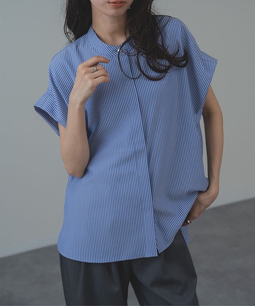 ANNA LUNA(アンナルナ)の「【ANNA LUNA】 ゆったりシルエット の フレンチスリーブ バンドカラー ブラウス(シャツ/ブラウス・レディース・オフホワイト/ブルー/ベージュ/ネイビー・MEDIUM)」の5枚目の写真