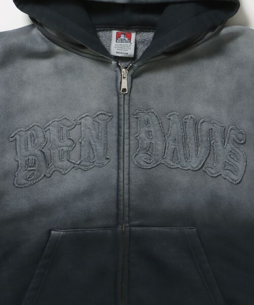 BEN DAVIS(ベンデイビス)の「【BEN DAVIS(ベンデイビス)】LETTERS FADED ZIP HOODIE / 共布ワッペン フーディ ダブルジップ 刺繍 ヘビーウェイト ジップパーカー 裏起毛 ≪セットアップ着用可能≫(パーカー・メンズ・ブラック系その他/ブラック・MEDIUM/LARGE)」の12枚目の写真