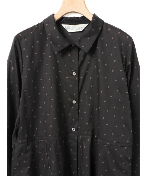MidiUmi(ミディウミ)の「MidiUmi ウエスト切り替えドットワンピース(ワンピース・レディース・チャコールグレー/ブラック・FREE)」の12枚目の写真