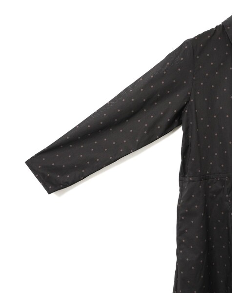 MidiUmi(ミディウミ)の「MidiUmi ウエスト切り替えドットワンピース(ワンピース・レディース・チャコールグレー/ブラック・FREE)」の13枚目の写真
