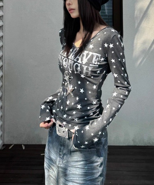 WEGO(ウィゴー)の「星柄ロゴプリントタイトロンT(Tシャツ/カットソー・レディース・グレー/ホワイト・MEDIUM/LARGE)」の10枚目の写真