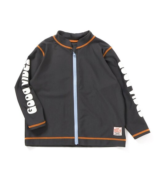 BREEZE(ブリーズ)の「【UVカット】わくわく前開きラッシュガード(ラッシュガード・キッズ・レインボー/ライム/ブラック/アイボリー/サックスブルー/ブルー・80/90/100/110/120/130/140/150)」の9枚目の写真