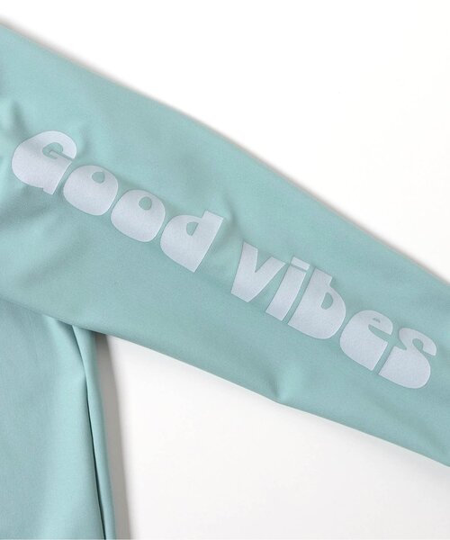 BREEZE(ブリーズ)の「【UVカット】わくわく前開きラッシュガード(ラッシュガード・キッズ・レインボー/ライム/ブラック/アイボリー/サックスブルー/ブルー・80/90/100/110/120/130/140/150)」の15枚目の写真