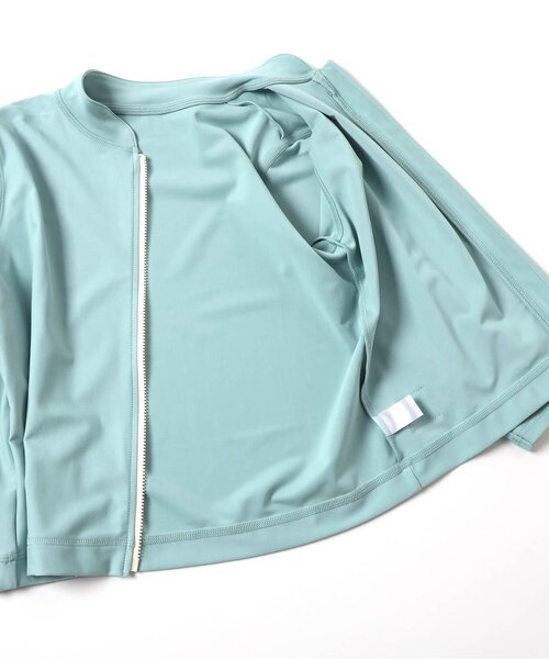 BREEZE(ブリーズ)の「【UVカット】わくわく前開きラッシュガード(ラッシュガード・キッズ・レインボー/ライム/ブラック/アイボリー/サックスブルー/ブルー・80/90/100/110/120/130/140/150)」の17枚目の写真