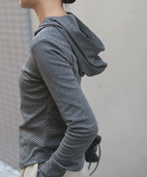 Marient（マリエント）の「ボーダーフーディーTOPS（Tシャツ/カットソー・レディース・ホワイト/グレー・FREE）」の7枚目の写真