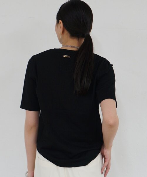 LOUNGEDRESS（ラウンジドレス）の「エッセンシャルT（Tシャツ/カットソー・レディース・オフホワイト/ブラック/ブラウン・FREE）」の19枚目の写真