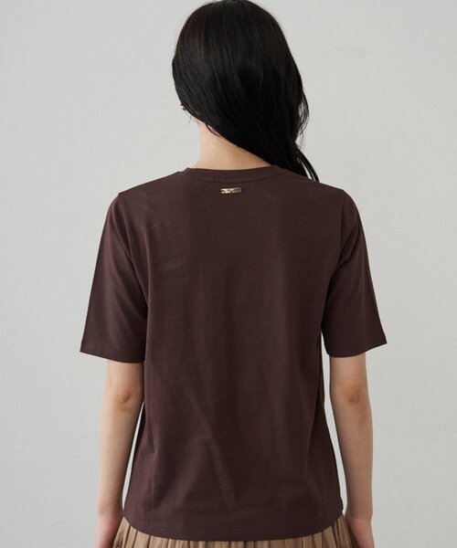 LOUNGEDRESS（ラウンジドレス）の「エッセンシャルT（Tシャツ/カットソー・レディース・オフホワイト/ブラック/ブラウン・FREE）」の6枚目の写真