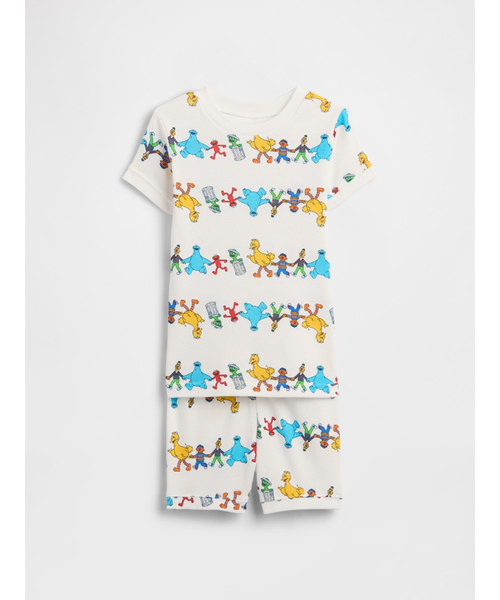 GAP(ギャップ)の「babyGap セサミストリート オーガニックコットン100% パジャマセット(ルームウェア/パジャマ・キッズ・オフホワイト・90cm/110cm/105cm/100cm/80cm/95cm)」の1枚目の写真