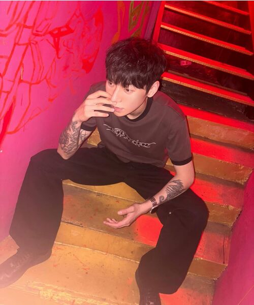 CRIGUN(クリガン)の「TRIBAL RINGER TEE (3color)(Tシャツ/カットソー・レディース・ホワイト/ブラウン/ネイビー・LARGE/X-LARGE/MEDIUM)」の12枚目の写真