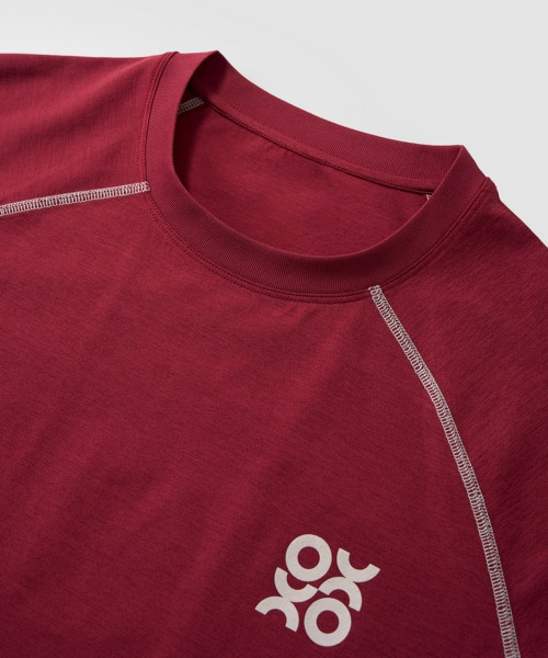 BUTTON SEOUL(ボタンソウル)の「エアモーションシンボルグラフィックショートスリーブ (4 COLOR)(Tシャツ/カットソー・メンズ・レッド/アイボリー/ブルー/ブラック・SMALL/MEDIUM/LARGE/X-LARGE)」の11枚目の写真