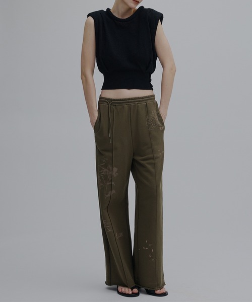 Ameri（アメリ）の「GRAPHIC ART SWEAT PANTS（スウェットパンツ