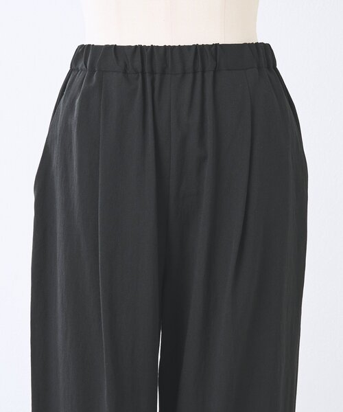 LIVETART（リヴェタート）の「《4/2(木)18：00予約開始》ライトテーパーパンツ（その他パンツ・レディース・ブラック・0/1）」の4枚目の写真