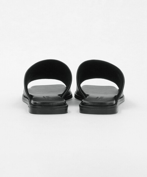 MARW UNITED ARROWS(マルゥ ユナイテッドアローズ)の「<MARW UNITED ARROWS+ODETTE E ODILE>スクエア フラット サンダル(サンダル・レディース・ブラック・24cm/24.5cm/23cm/22cm/22.5cm/25cm/23.5cm)」の5枚目の写真