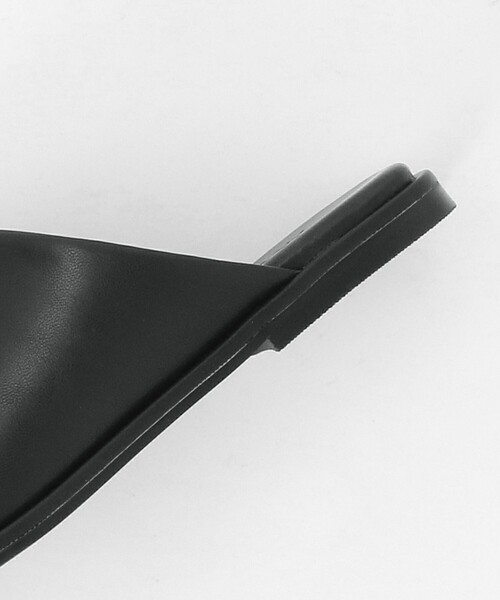 MARW UNITED ARROWS(マルゥ ユナイテッドアローズ)の「<MARW UNITED ARROWS+ODETTE E ODILE>スクエア フラット サンダル(サンダル・レディース・ブラック・24cm/24.5cm/23cm/22cm/22.5cm/25cm/23.5cm)」の9枚目の写真