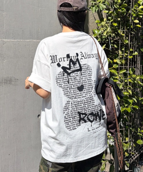 RODEO CROWNS WIDE BOWL(ロデオクラウンズワイドボウル)の「Font Bear Tシャツ(Tシャツ/カットソー・レディース・オフホワイト/ターコイズブルー/ブラック/ライトピンク・MEDIUM/LARGE)」の1枚目の写真