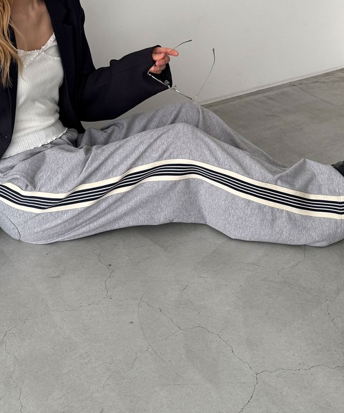 CANAL JEAN（キャナルジーン）の「El mar　ライントラックパンツ（その他パンツ・レディース・ヘザーグレー・ONE SIZE）」の3枚目の写真