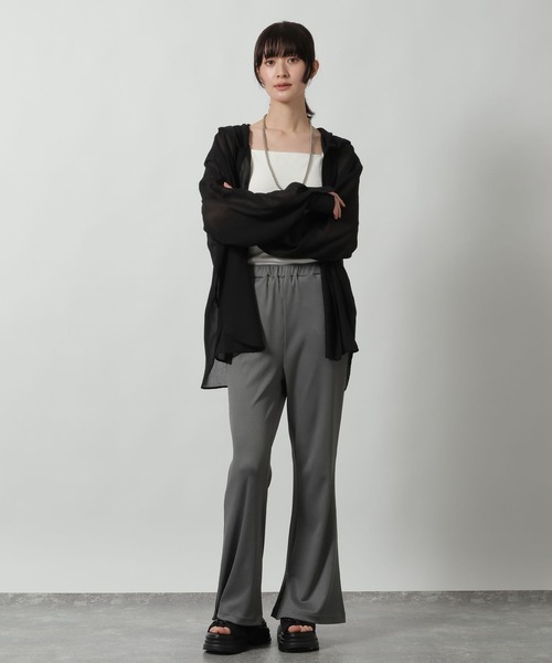 LAKOLE(ラコレ)の「テレコリブフレアパンツ / 667437(その他パンツ・レディース・ブラック/ベージュ/チャコール・MEDIUM/LARGE)」の19枚目の写真