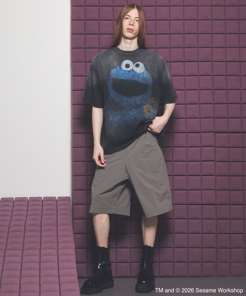 MAISON SPECIAL(メゾンスペシャル)の「《UNISEX》【MOVIE SERIES】「SESAME STREET」- Cookie Monster - Prime-Over Crew Neck Short Sleeve T-Shirt/「セサミストリート」-クッキーモンスター-プライムオーバークルーネックショートスリーブTシャツ【MAISON SPECIAL/メゾンスペシャル】(Tシャツ/カットソー・メンズ・ブラック/ネイビー・0/1/2)」の3枚目の写真