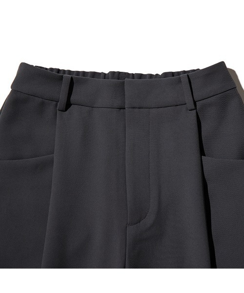GYMPHLEX(ジムフレックス)の「Gymphlex Tuck Wide Easy Pants(ジムフレックス タック ワイドイージーパンツ)(スラックス・レディース・ブラック/グレー/グリーン系・X-LARGE/LARGE)」の9枚目の写真