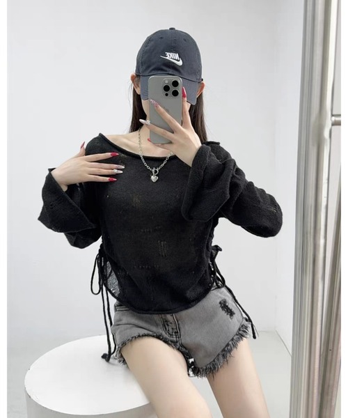 CHEER(チアー)の「ダメージ加工 透かし編みサマーニットボートネックトップス(ニット/セーター・レディース・ブラック・FREE)」の4枚目の写真