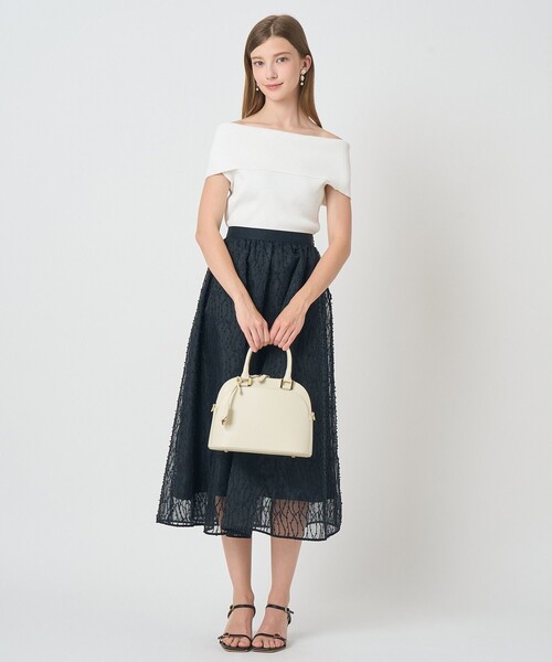 ANAYI(アナイ)の「コーラルリーフ刺繍フレア スカート〈セットアップ対応商品〉(スカート・レディース・ベージュ/ネイビー・38/36)」の9枚目の写真