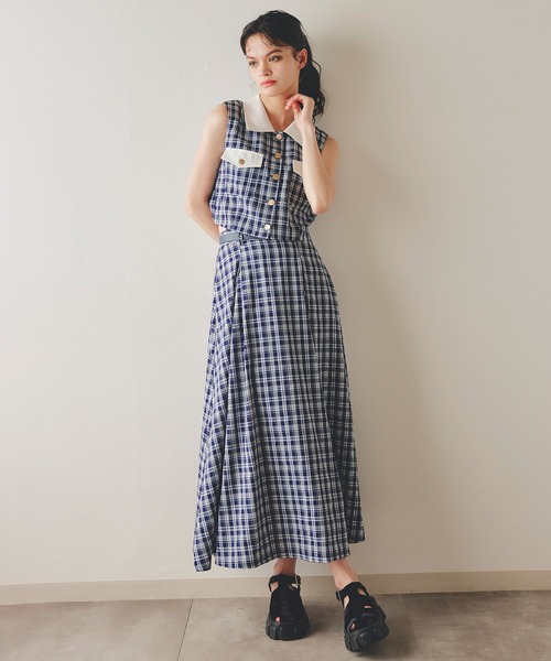 REDYAZEL(レディアゼル)の「チェックノースリーブシャツ×フレアロングスカートセットアップ(セットアップ・レディース・ベージュ系その他/ブルー系その他/パープル系その他・FREE)」の1枚目の写真