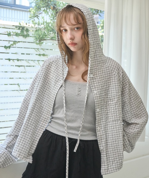 Birthday room（バースデイルーム）の「チェック柄サマーフーディシャツ/Checkered hoodie（パーカー・レディース・ネイビー/ホワイト・FREE）」の3枚目の写真