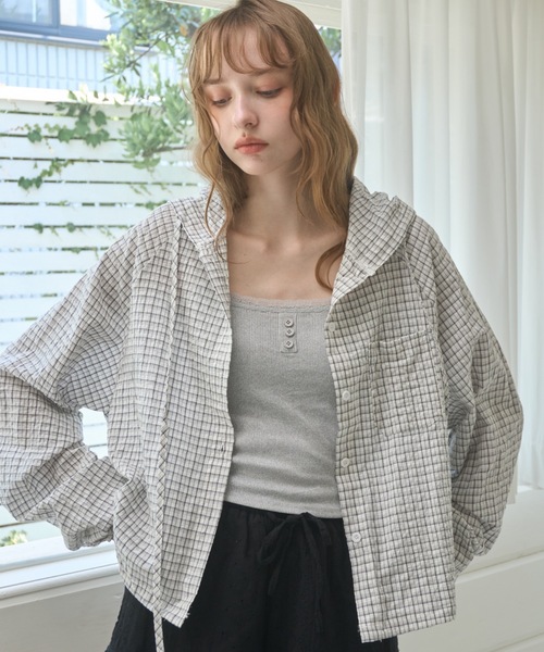Birthday room（バースデイルーム）の「チェック柄サマーフーディシャツ/Checkered hoodie（パーカー・レディース・ネイビー/ホワイト・FREE）」の4枚目の写真