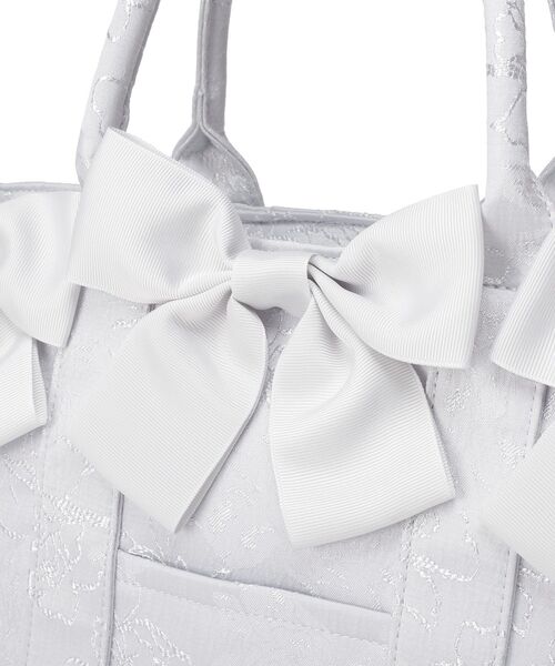 Maison de FLEUR(メゾンドフルール)の「ブルーマニアボリュームリボン2WayトートMバッグ(トートバッグ・レディース・ライトブルー・FREE)」の4枚目の写真