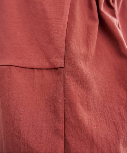 ikka(イッカ)の「【接触冷感/親子コーデ】異素材切り替えドロストプルオーバー(Tシャツ/カットソー・レディース・ネイビー/グレイッシュベージュ/レンガ/ブラウン系その他・M/L/S)」の8枚目の写真
