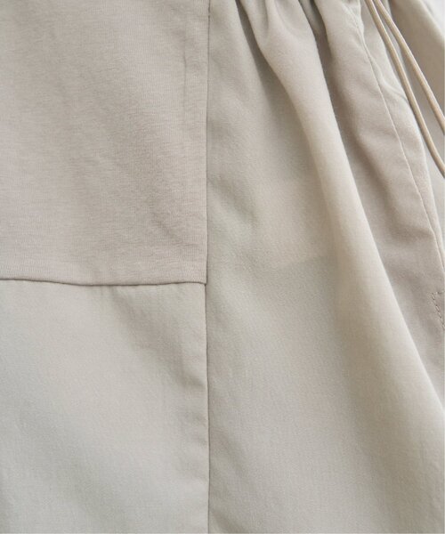 ikka(イッカ)の「【接触冷感/親子コーデ】異素材切り替えドロストプルオーバー(Tシャツ/カットソー・レディース・ネイビー/グレイッシュベージュ/レンガ/ブラウン系その他・M/L/S)」の9枚目の写真