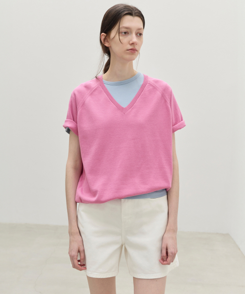 LEVAR(レバー)の「Fresh Cotton V-Neck Knit - BubbleGum Pink(ニット/セーター・レディース・その他・FREE)」の4枚目の写真