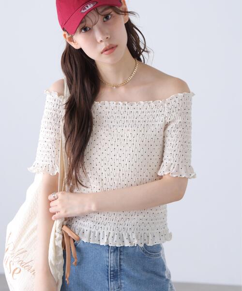 FREE'S MART(フリーズマート)の「◆2WAYオフショルシャーリングカットソー(Tシャツ/カットソー・レディース・ホワイト系その他2/ホワイト系その他/ホワイト/ホワイト系その他3・FREE)」の3枚目の写真