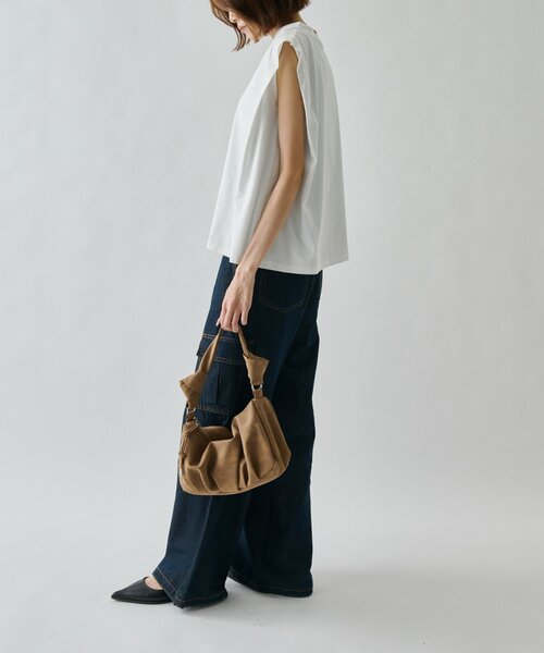 goocy(グーシー)の「【接触冷感】タックノースリT(Tシャツ/カットソー・レディース・チャコールグレー/ホワイト/カーキ/ブラック・FREE)」の22枚目の写真