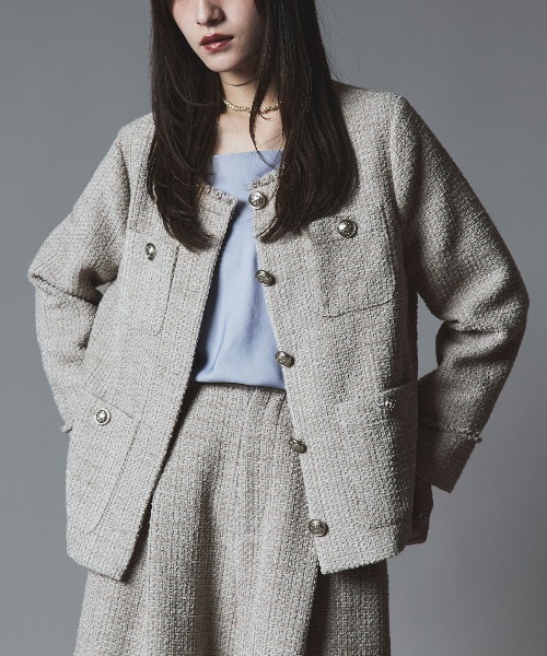 W:Huku(フーク)の「ウールミックス ツイード ノーカラー ジャケット / Wool-Blend Tweed Collarless Jacket(ノーカラージャケット・レディース・ライトグレー・FREE)」の1枚目の写真