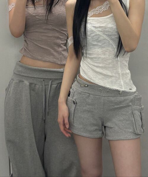 ETRE AU SOMMET(エトレオソメ)の「Lace One-Shoulder Shirring Top (White)(Tシャツ/カットソー・レディース・その他・FREE)」の7枚目の写真