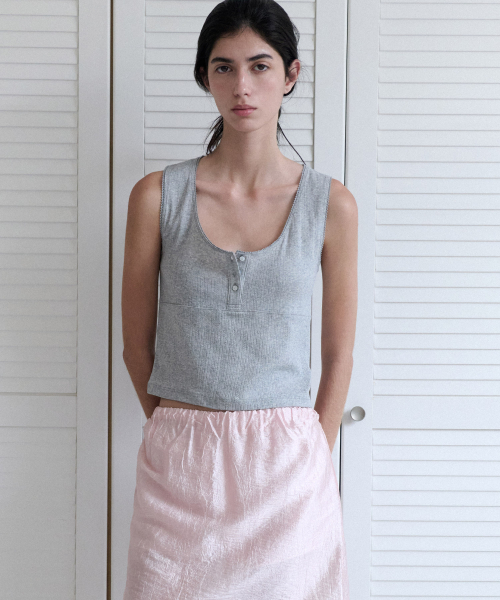 ANDNEEDS(アンドニーズ)の「Lazy punching sleeveless (melange gray)(Tシャツ/カットソー・レディース・その他・FREE)」の2枚目の写真